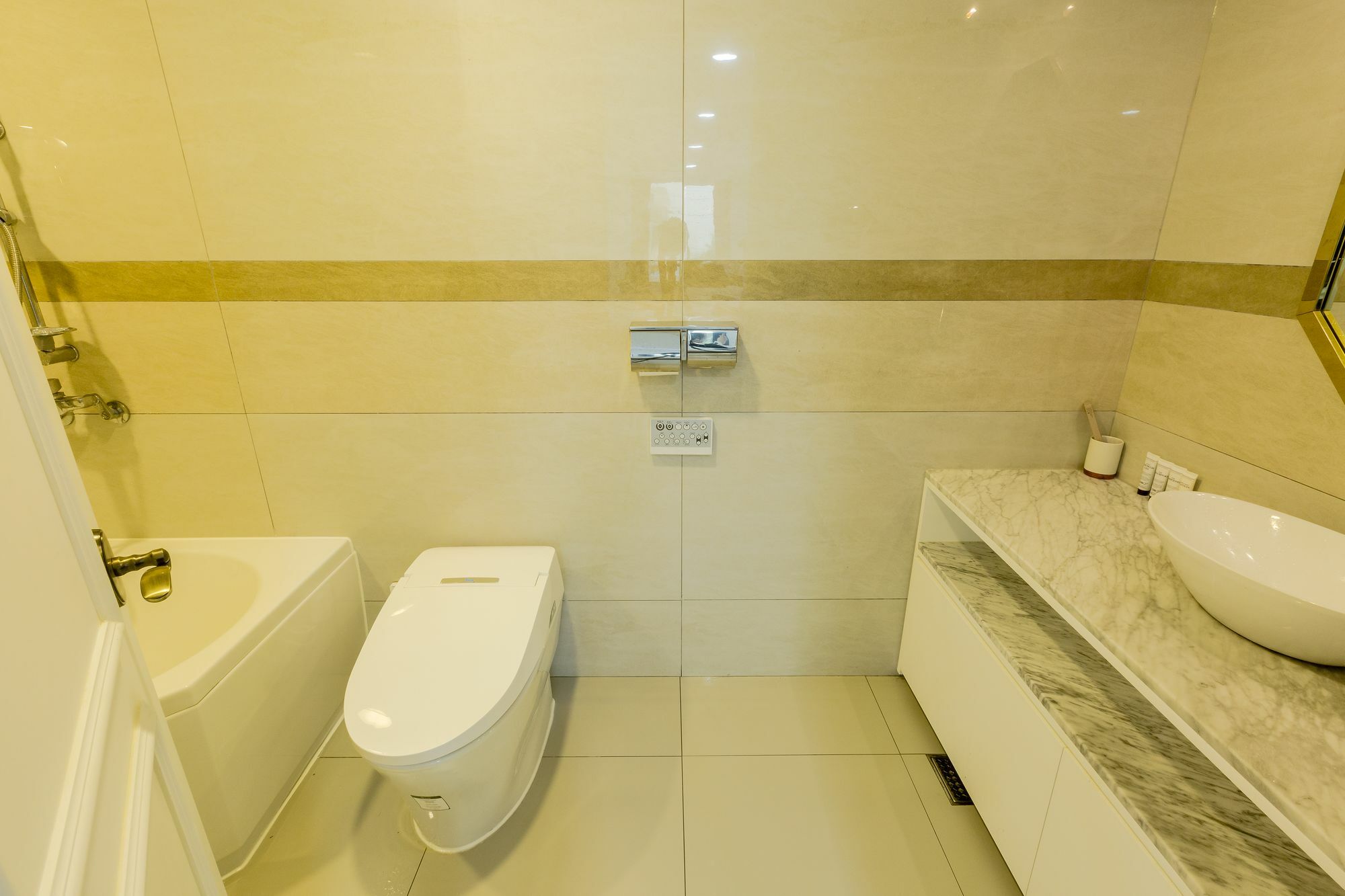 Gladsheim 3*